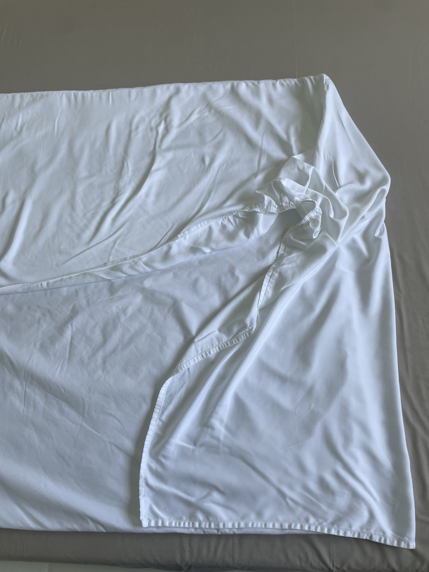 The Shillowcase® - Waterproof pillow & sheet protector