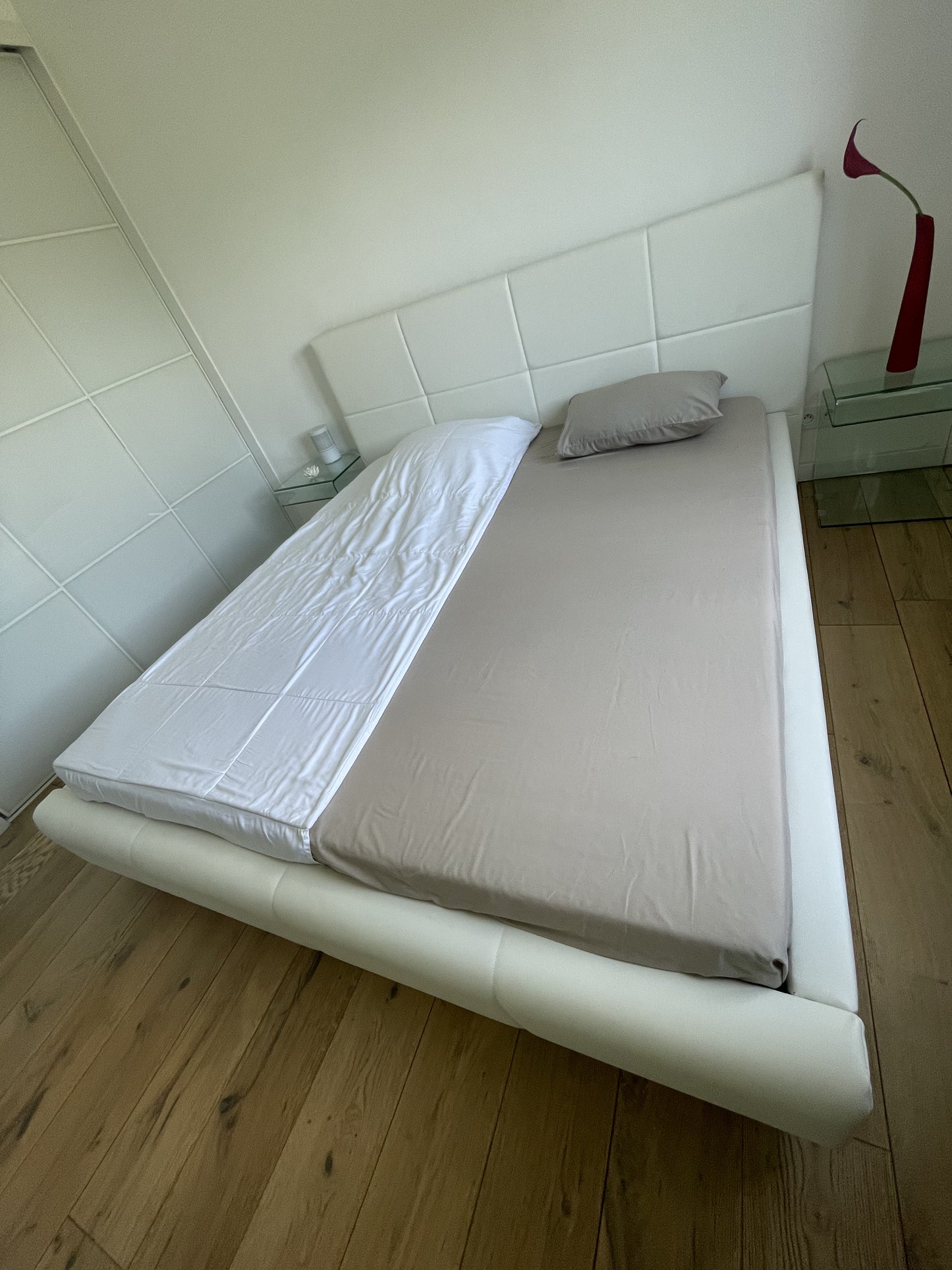 The Shillowcase® - Waterproof pillow & sheet protector